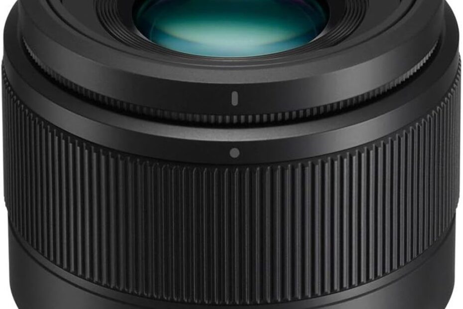 Capture Stunning Moments: Panasonic LUMIX G 25mm F1.7 Lens Review