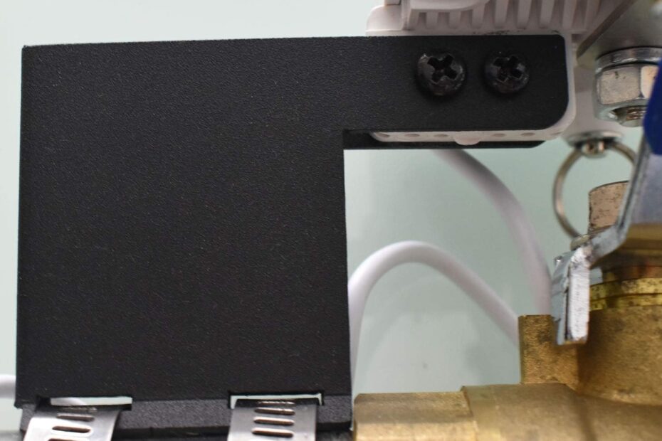 Maximize Your Smart Home: The Essential Bracket for YoLink Valve Controllers