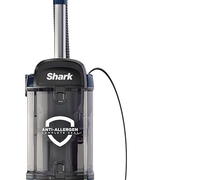 Conquer Pet Hair with the Shark NV151 Navigator: Ultimate Vacuum Review!