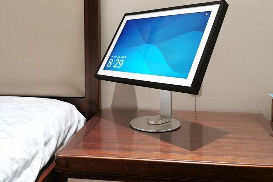 Elevate Your Echo Show 15: Review of the Ultimate 360° Swivel Stand