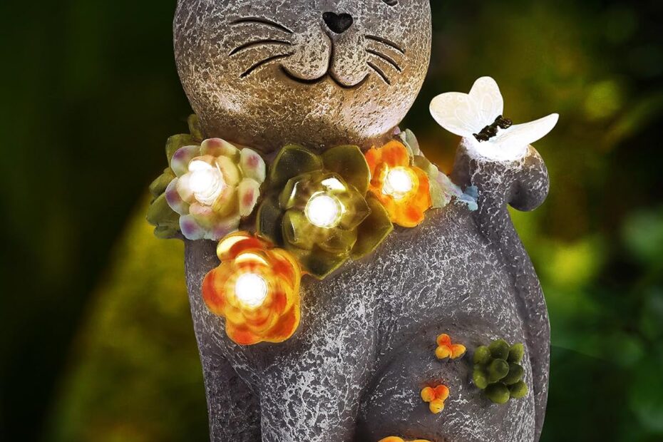 Illuminate Your Garden: Must-Have Solar Cat Statues for Outdoor Charm!