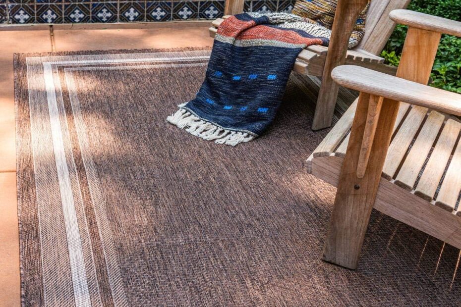 Transform Your Patio with the Unique Loom Outdoor Border Area Rug