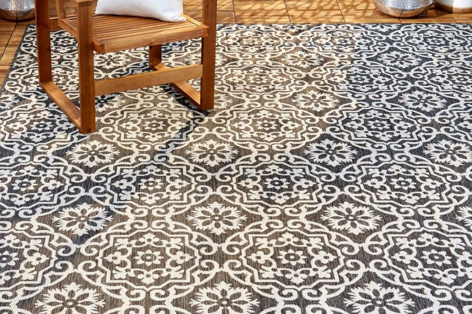 Transform Your Space: Review of the Nicole Miller New York Geometric Area Rug