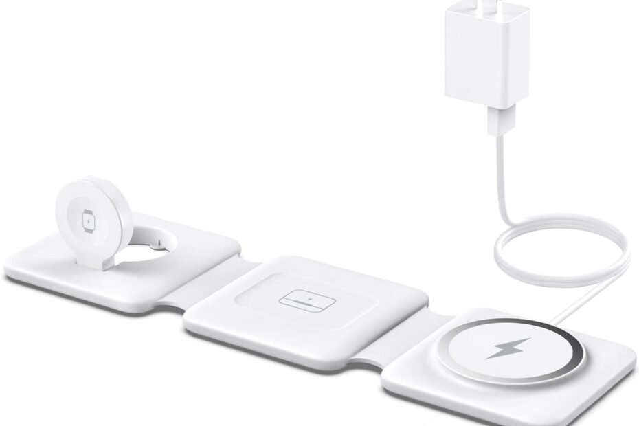 Ultimate 3-in-1 Charging Station for Apple: Your Travel Companion for iPhone, Watch & AirPods!