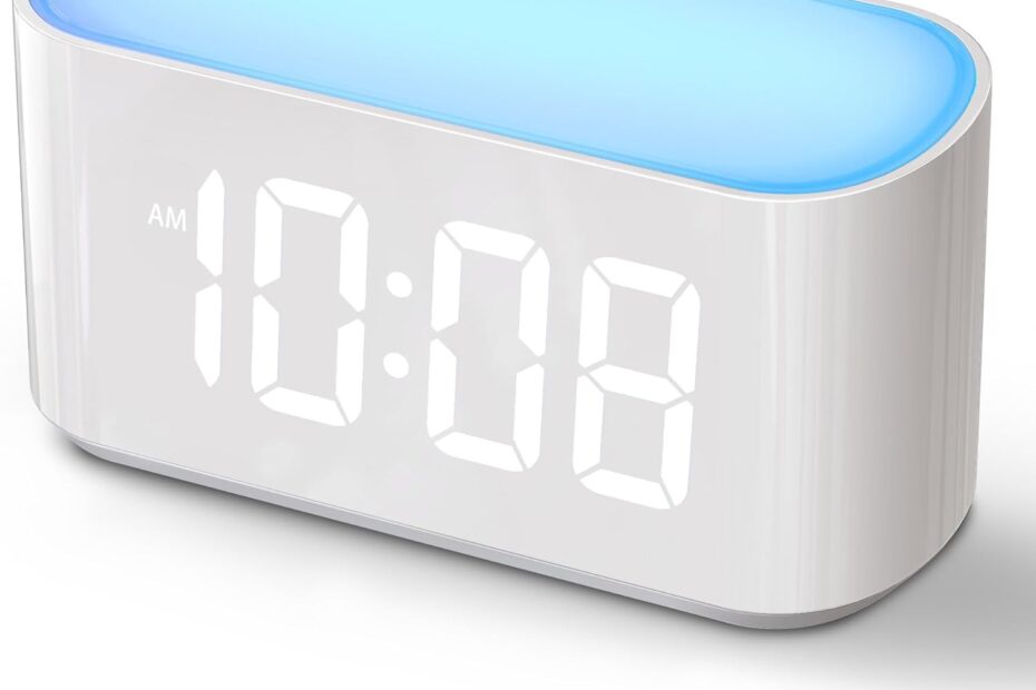 Wake Up Bright: Reviewing the Ultimate Alarm Clock for Bedrooms!