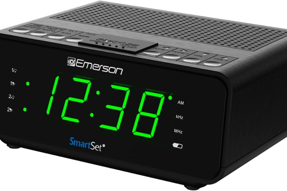 Wake Up Right: A Review of the Emerson SmartSet Dual Alarm Clock Radio