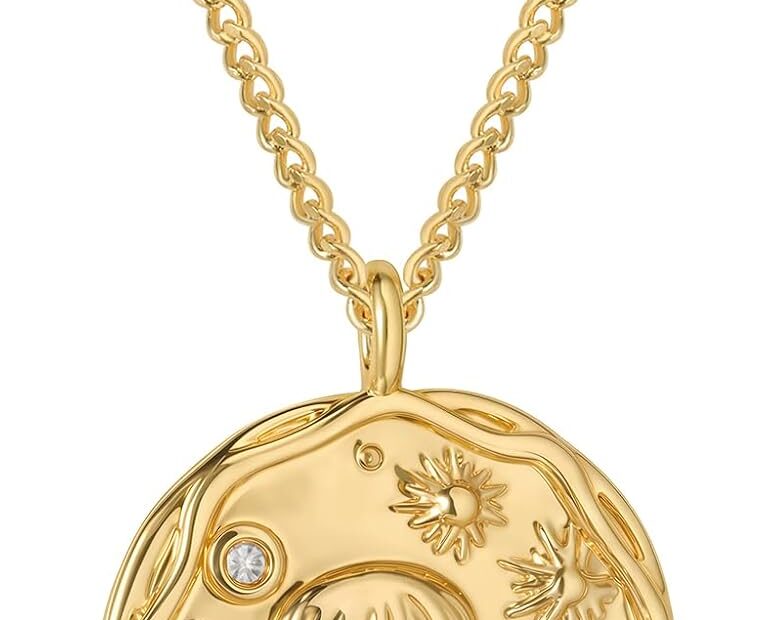 Dive into Style: Review of the MEVECCO Dainty Gold Seashell Necklace