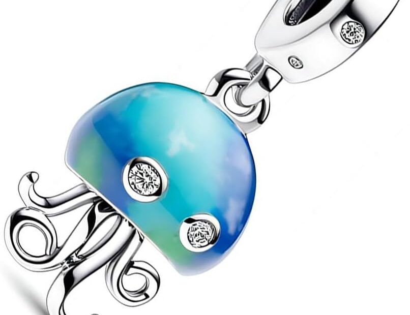 Dive into Style: The Colorful Jellyfish Dangle Charm for Your Perfect DIY Jewelry