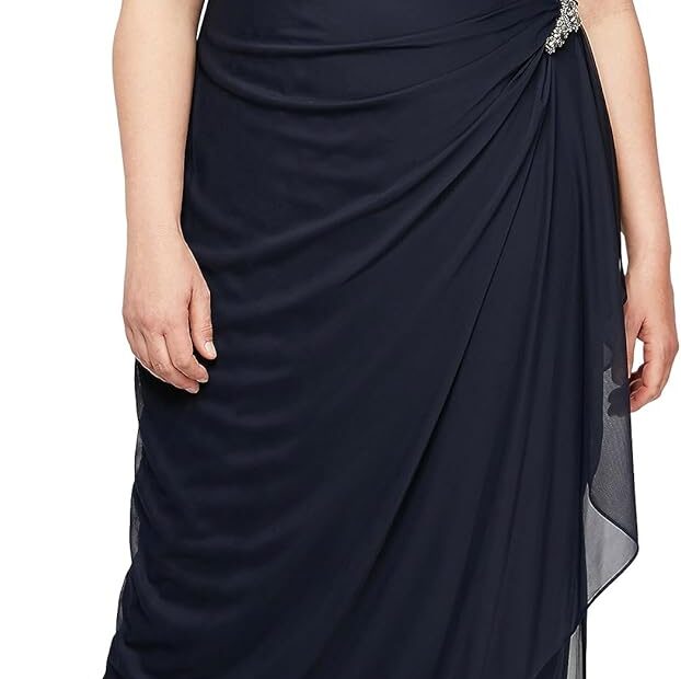 Elegance Redefined: Review of the Alex Evenings Cold Shoulder Mother of the Bride Dress