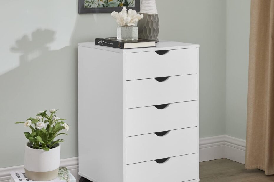 Elevate Your Space: Review of the Naomi Home 5 Drawer Dresser