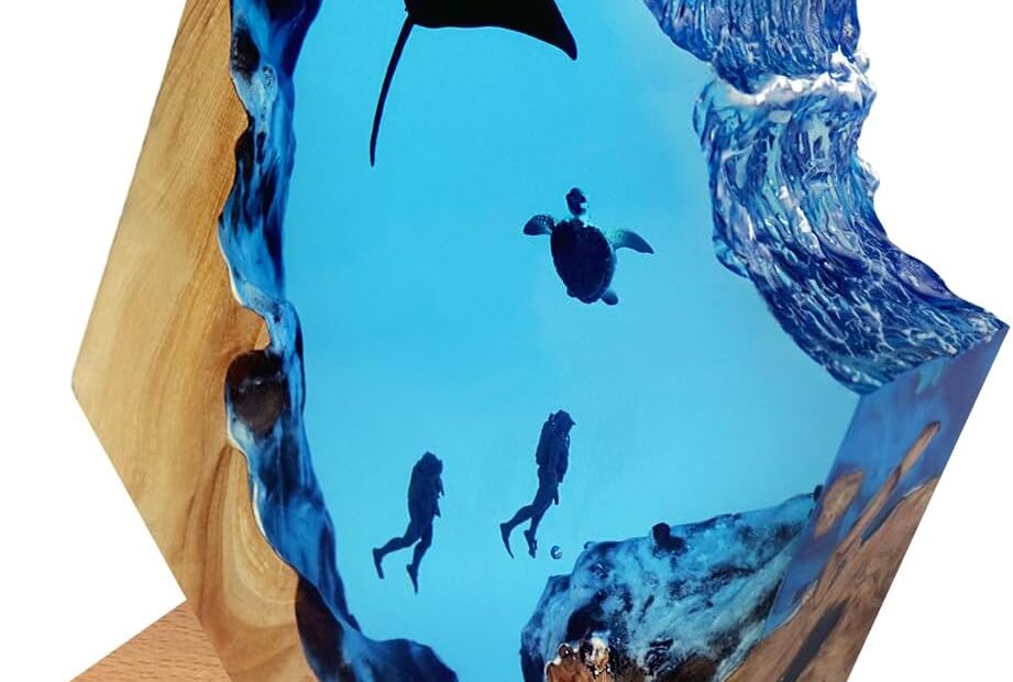 Illuminate Your Space: Review of the Handmade Ocean Diver Whale Epoxy Resin Desk Art