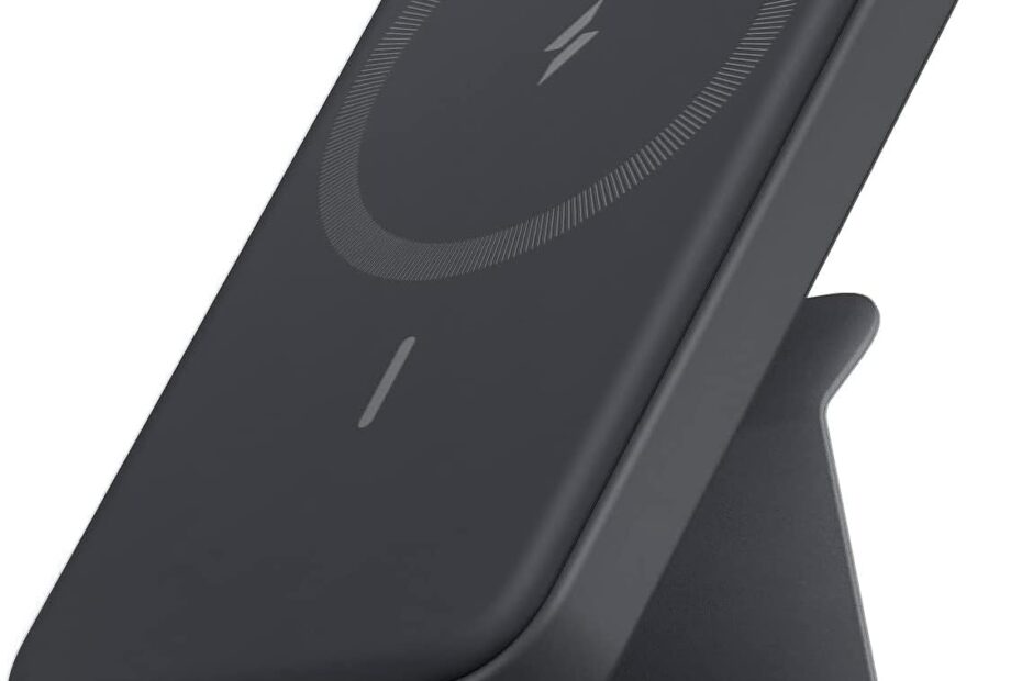 Power Up Anywhere: Anker 622 MagGo 5000mAh Power Bank Review