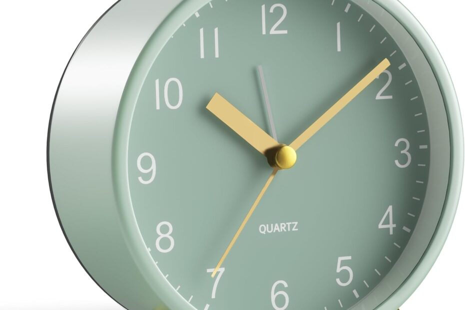 Quietly Timed: The Perfect Analog Alarm Clock for All Ages