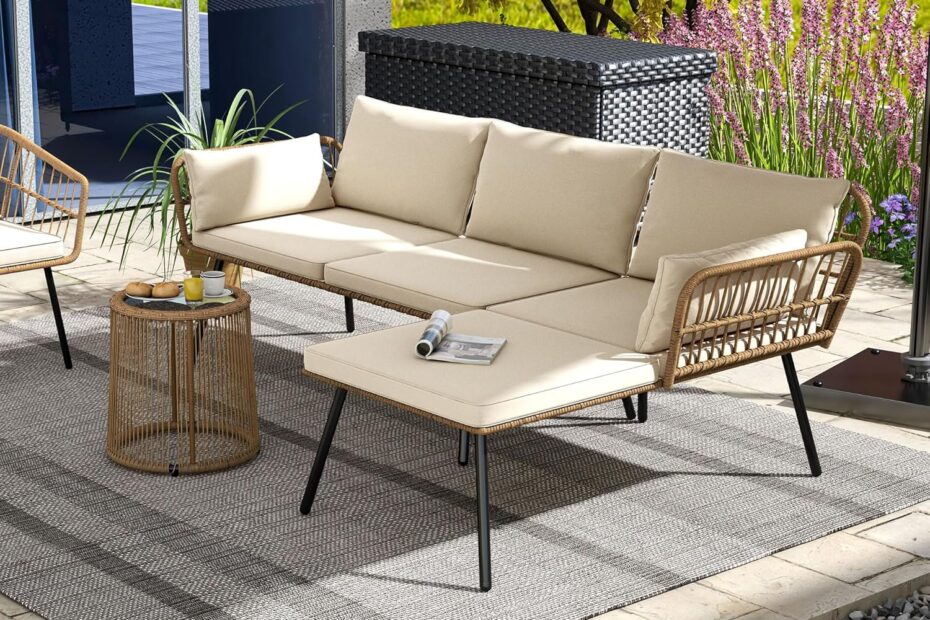 Transform Your Outdoor Space: DWVO 3-Piece Wicker Patio Furniture Set Review