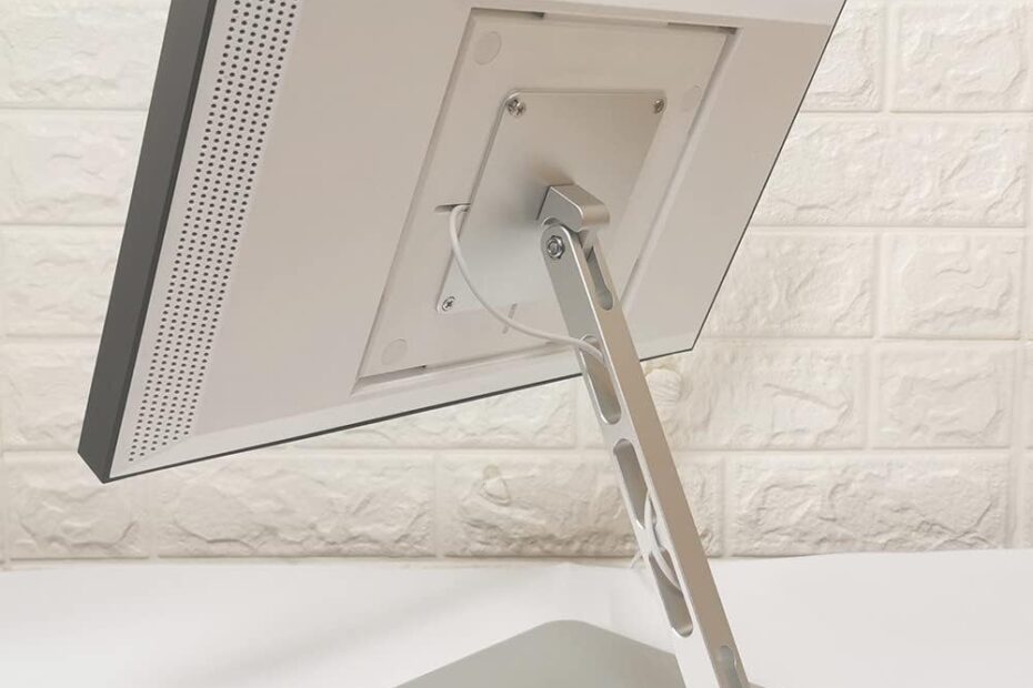 Maximize Your Echo Show 15 & 21: Review of the Ultimate Aluminum Swivel & Tilt Stand