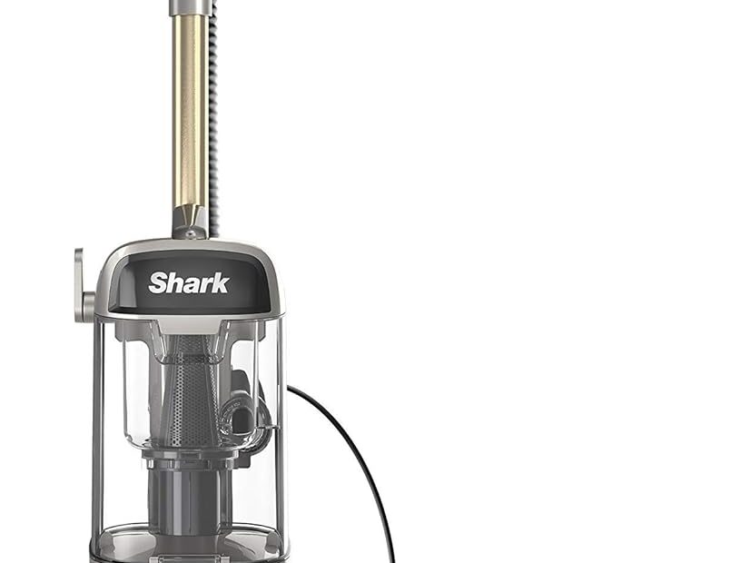Tackle Pet Hair Like a Pro: A Review of the Shark LA502 Rotator Vacuum