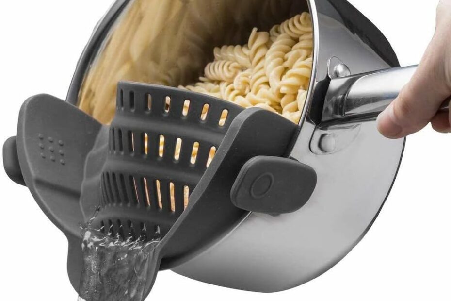 Transform Your Cooking: The Must-Have Silicone Pot Strainer for Effortless Draining!
