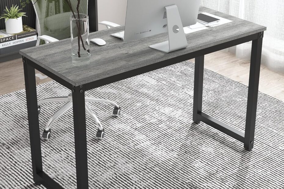 Maximize Your Space: The 47 Inch Small Space Computer Desk Review