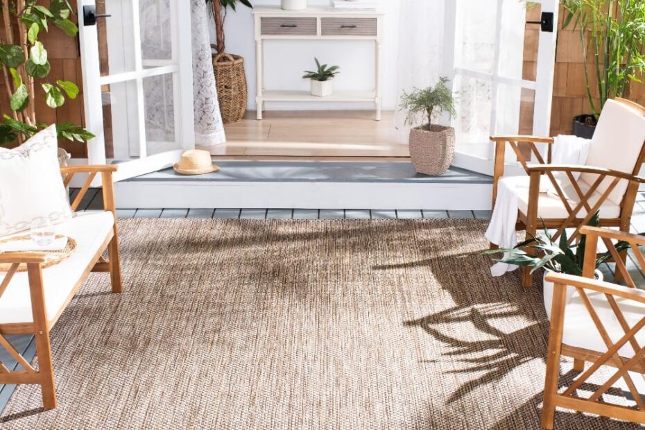 Transform Your Space with the SAFAVIEH Courtyard Area Rug: Stylish, Washable & Versatile!