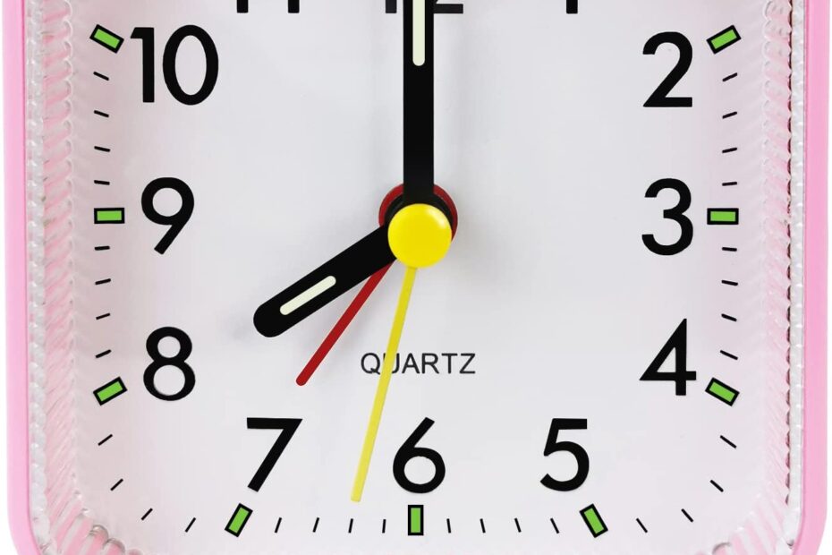 Charming & Quiet: The Perfect Pink Desk Alarm Clock for Kids!