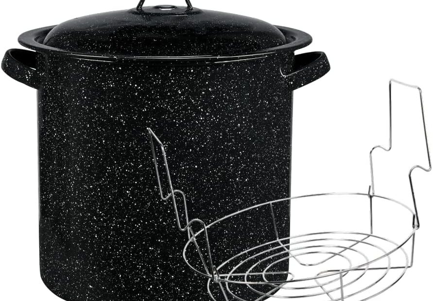 Master Home Canning: Review of the 15.5 qt. Water Bath Canner with Jar Rack