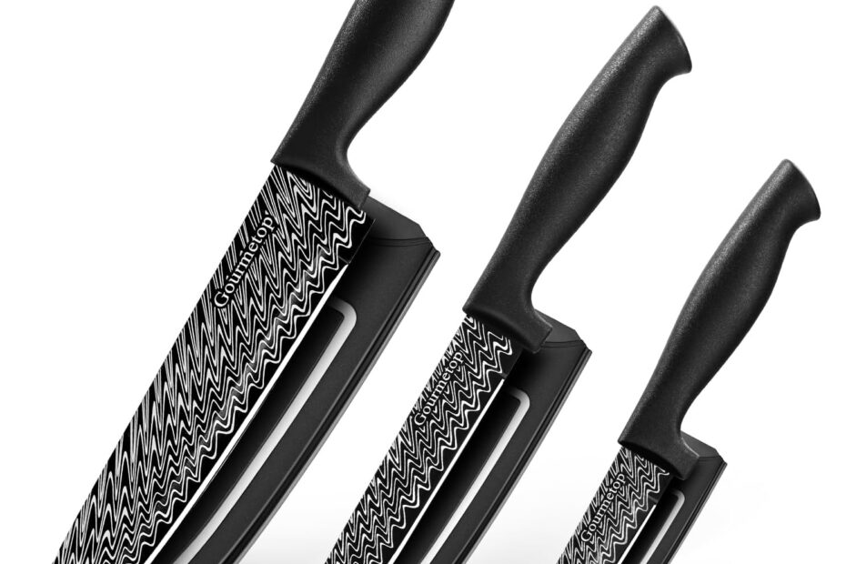 Slice with Ease: Essential Review of the 3-Piece Damascus Kitchen Knife Set