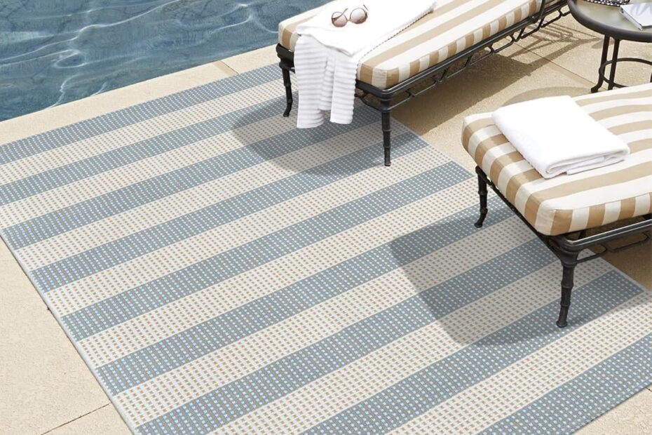 Transform Your Outdoor Space: Review of the LEEVAN Washable Patio Rug