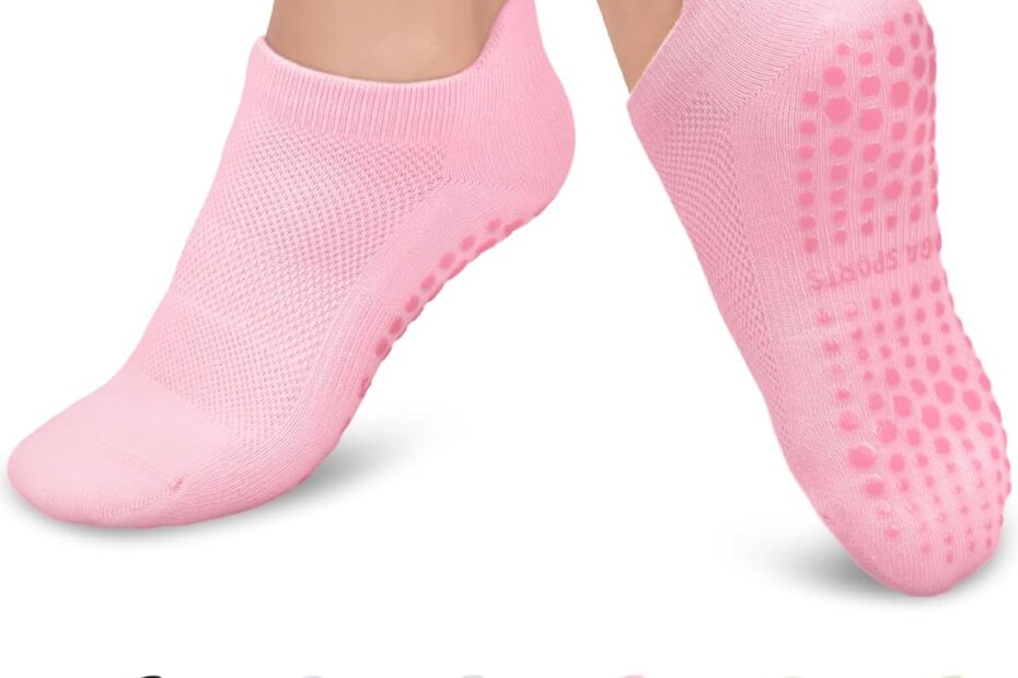 Step Up Your Workout: Review of Non-Slip Grip Pilates Socks for Ultimate Comfort